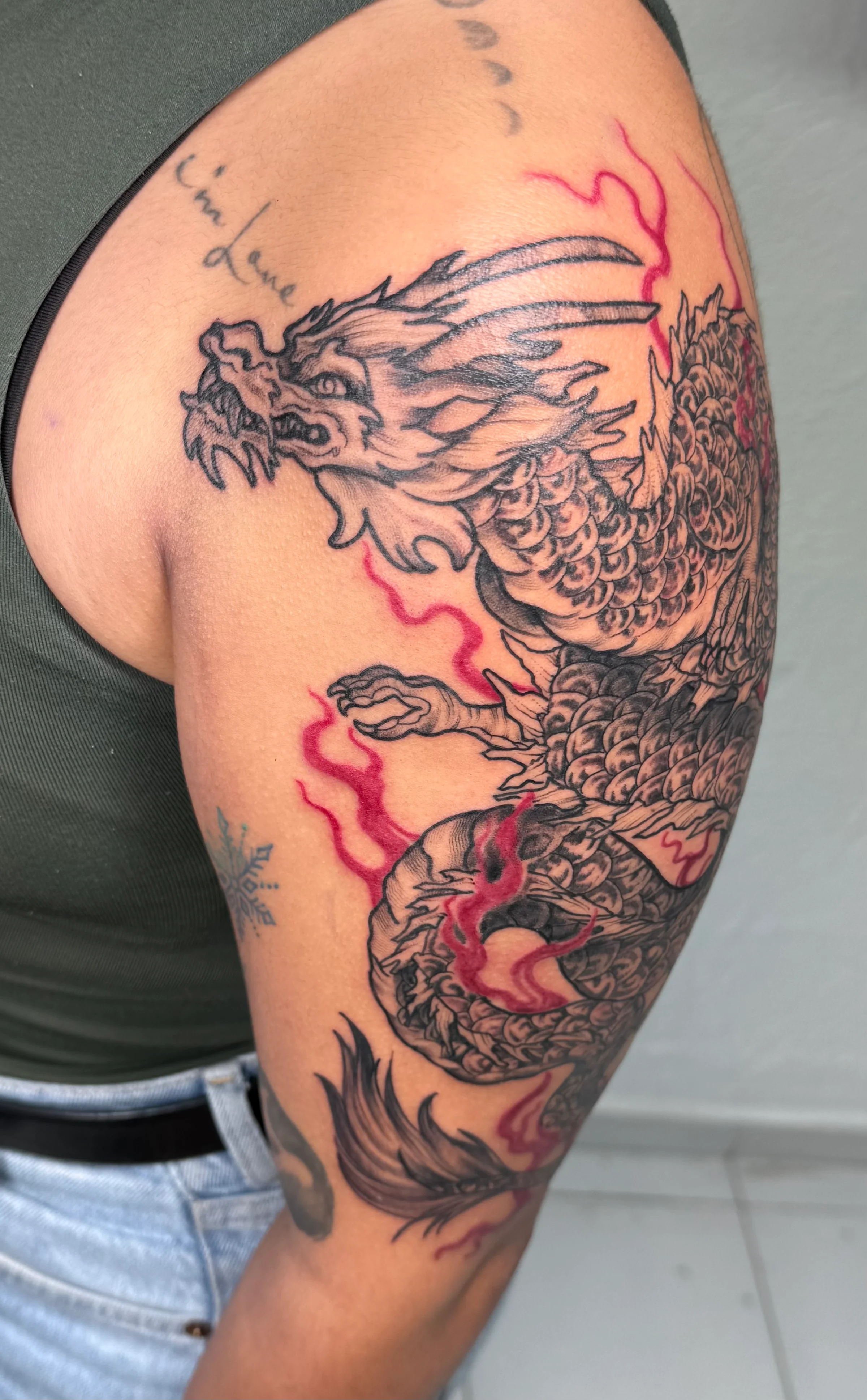 Tatuaje estilo mixto